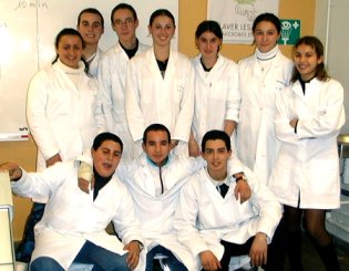 g1.jpg (23177 octets)